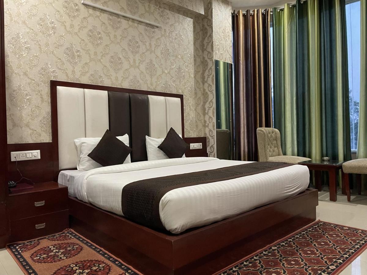 Sumedha G Village Resort And Spa Raiwala Dış mekan fotoğraf